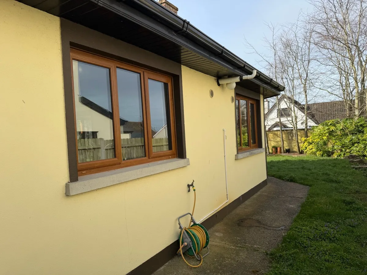 Composite door and windows - Image 4