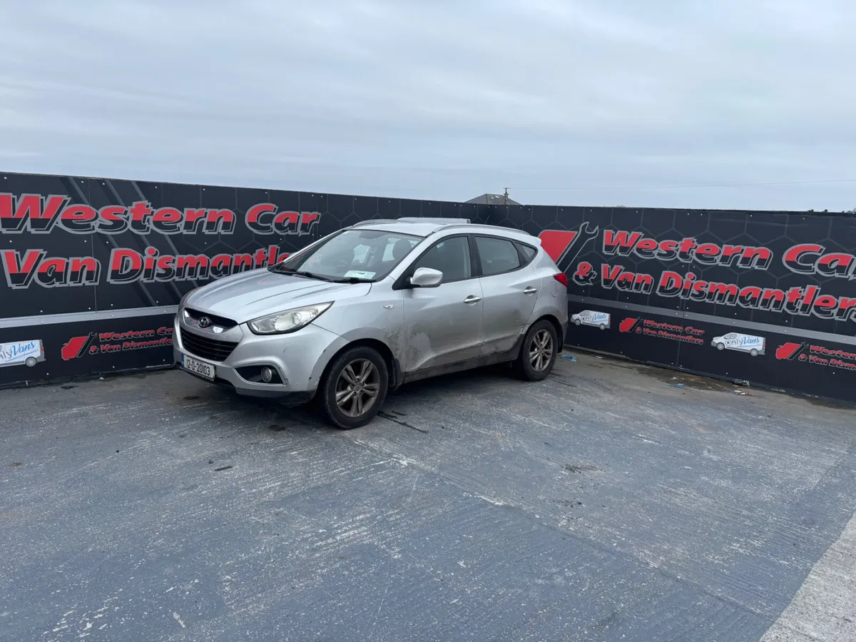 12 Hyundai ix35 1.7 diesel for dismantling