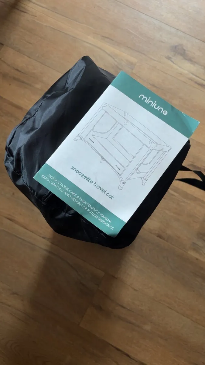 Lightweight travelcot with carry bag - Image 4