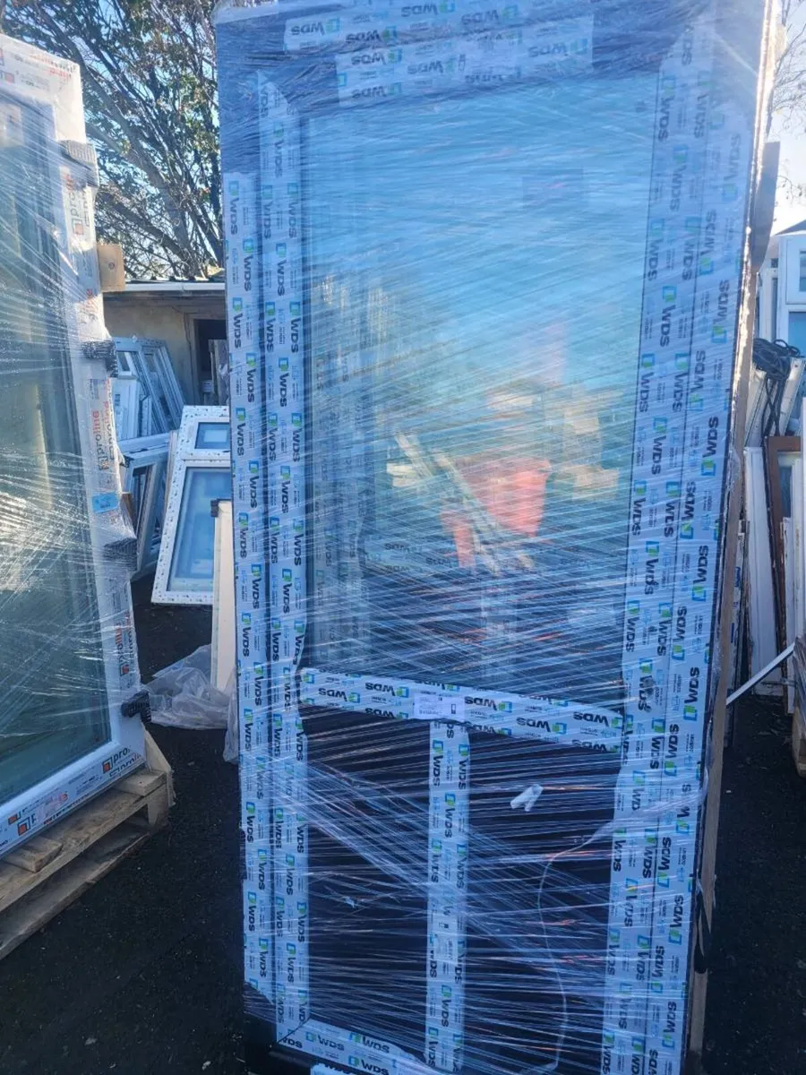 Toms pvc doors D22PP30 OPEN ALL WEEKEND - Image 4