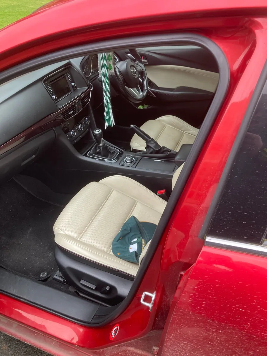 142 Mazda 6 - Image 2