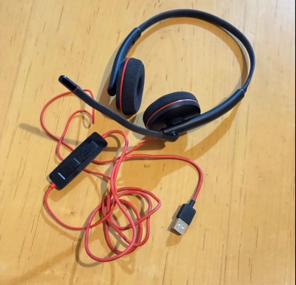 Plantronics C3220 Wired Stereo Headset USB2