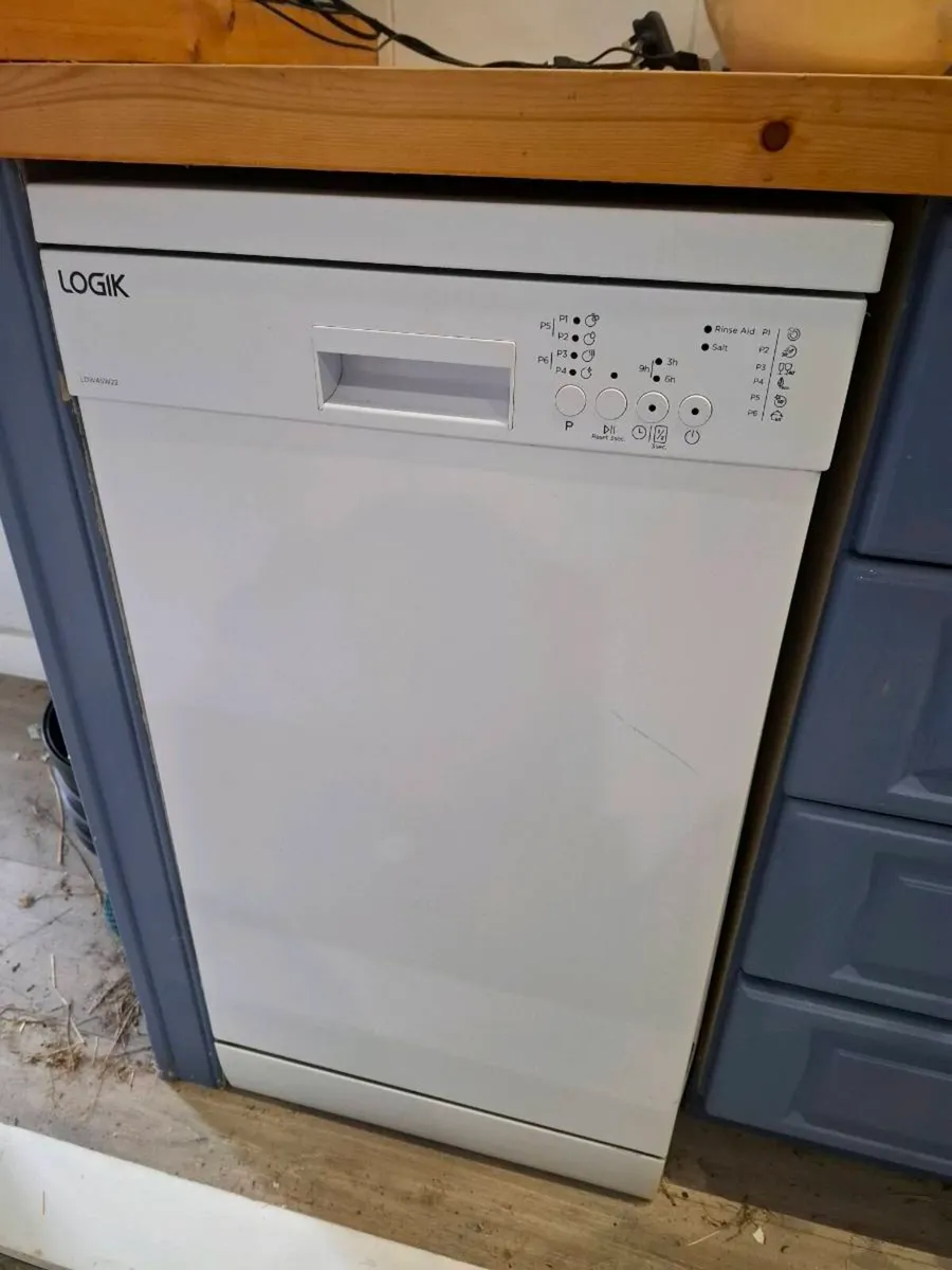 Dishwasher. 45cm - Image 1