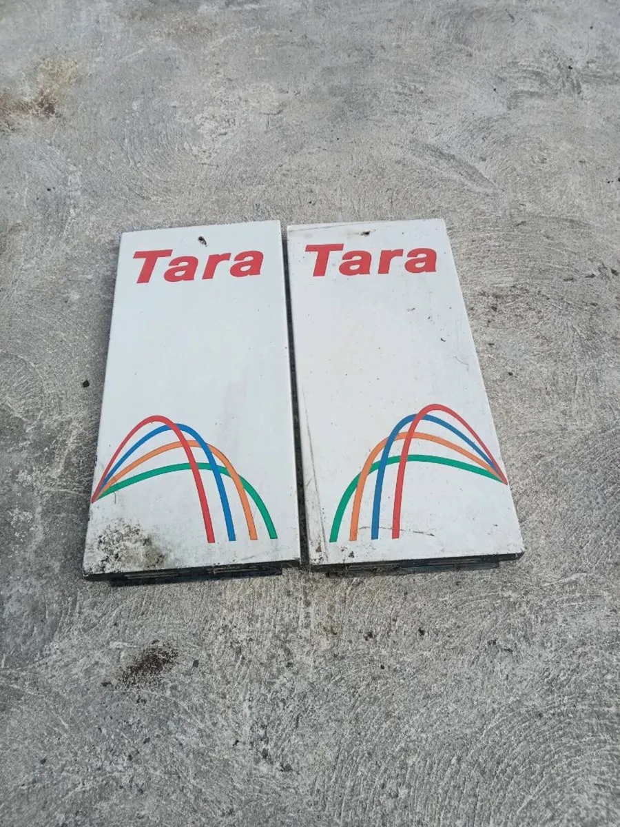 Two old Tara oil panels - Image 1