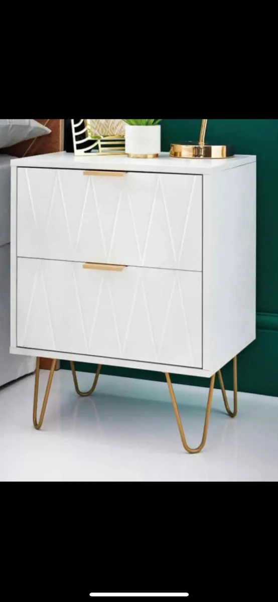 Bedside tables - Image 1