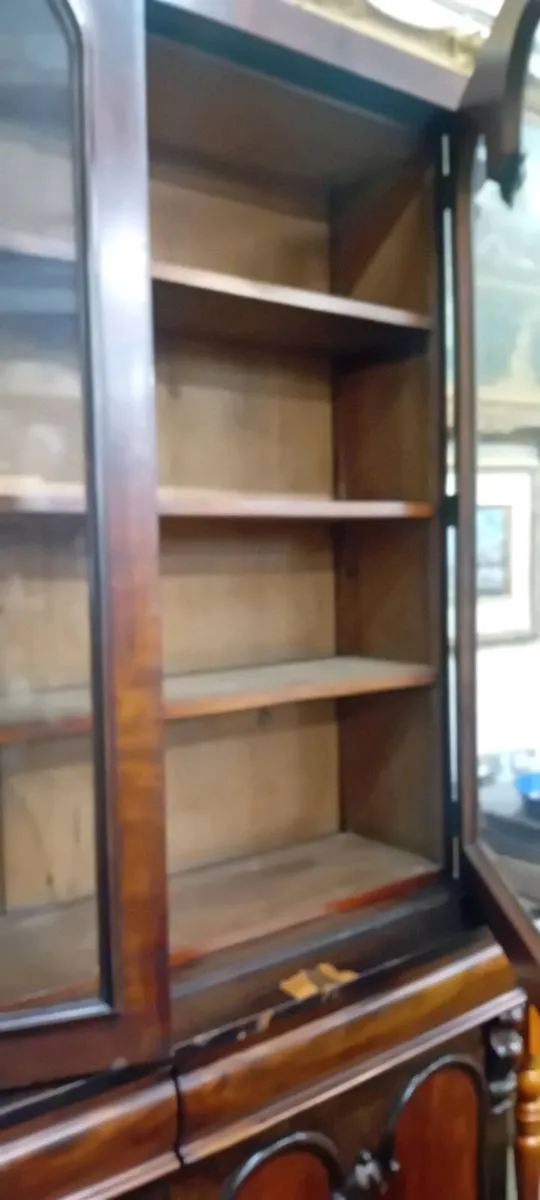 Large Victorian Mahogany Glazed Bookcase - Image 3