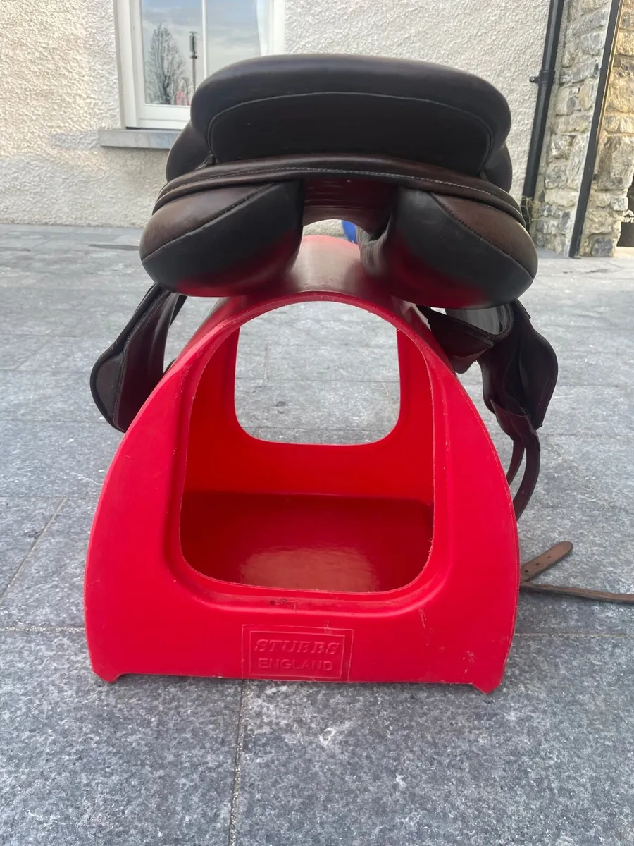 Albion Saddle - Image 1