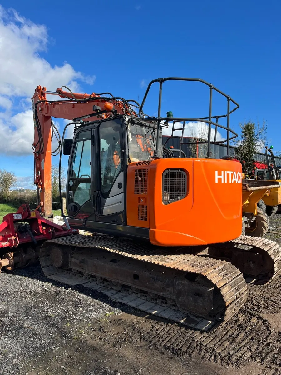 2015 HITACHI ZX135-5 - Image 3