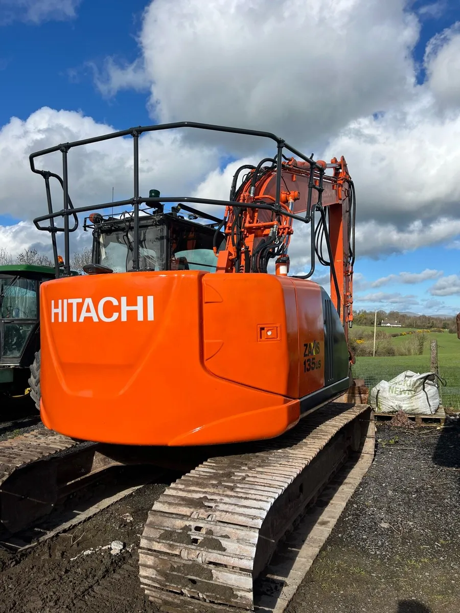 2015 HITACHI ZX135-5 - Image 4