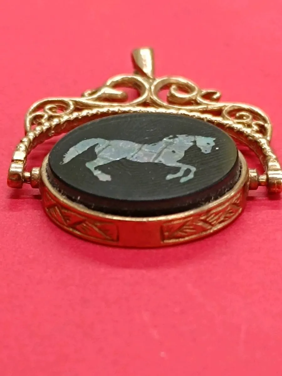 9k Gold Vintage Fob Pendant Incrusted Horse - Image 4