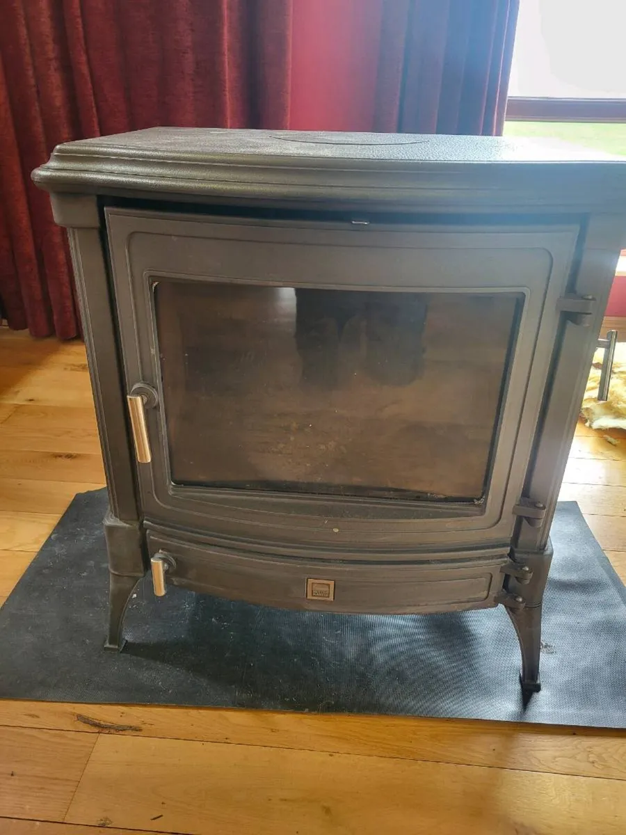 Stove - Image 1
