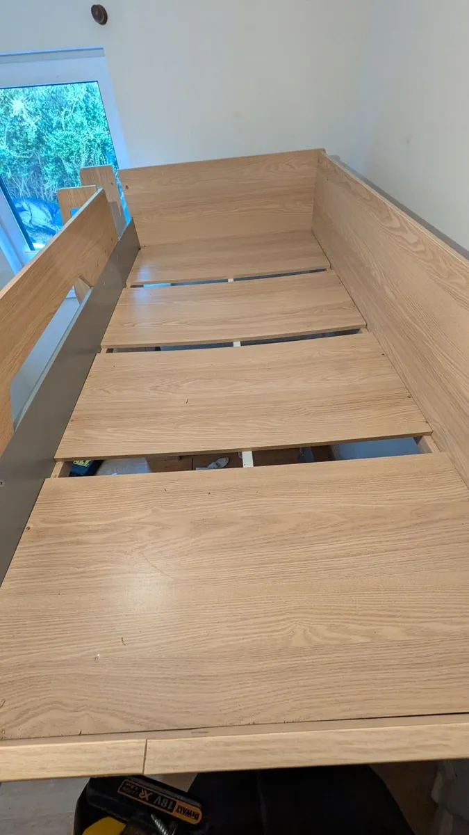 Bunk beds/loft bed - Image 1