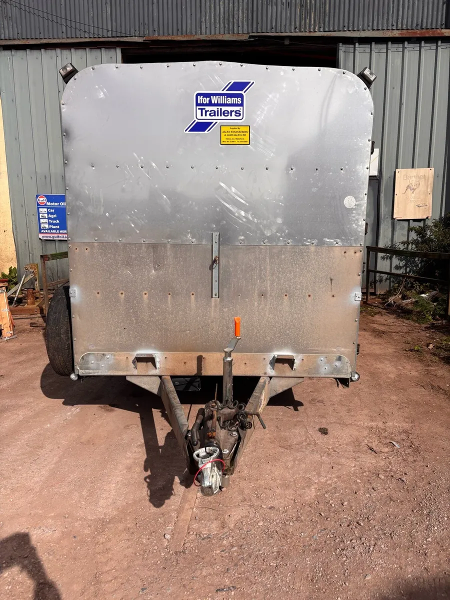 Ifor Williams cattle box - Image 3