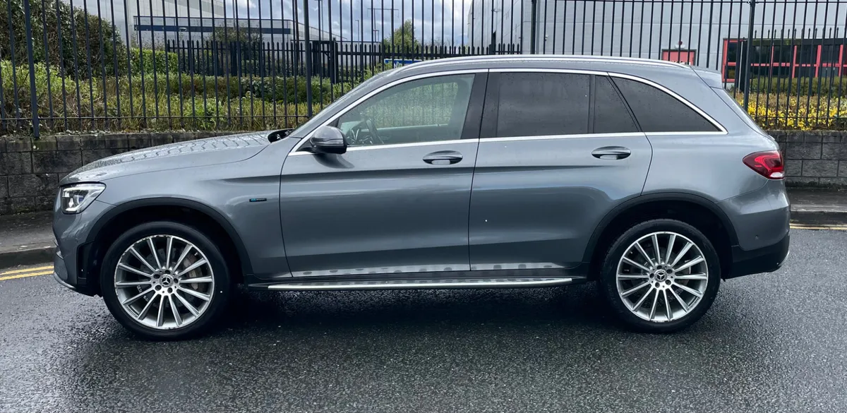 2020 GLC 300De Hybrid 2 Seat Commercial - Image 4