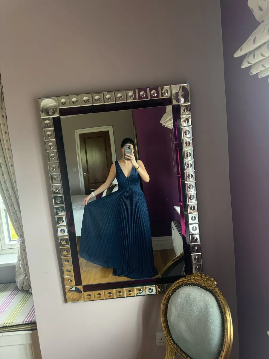 Debs dress - Image 2