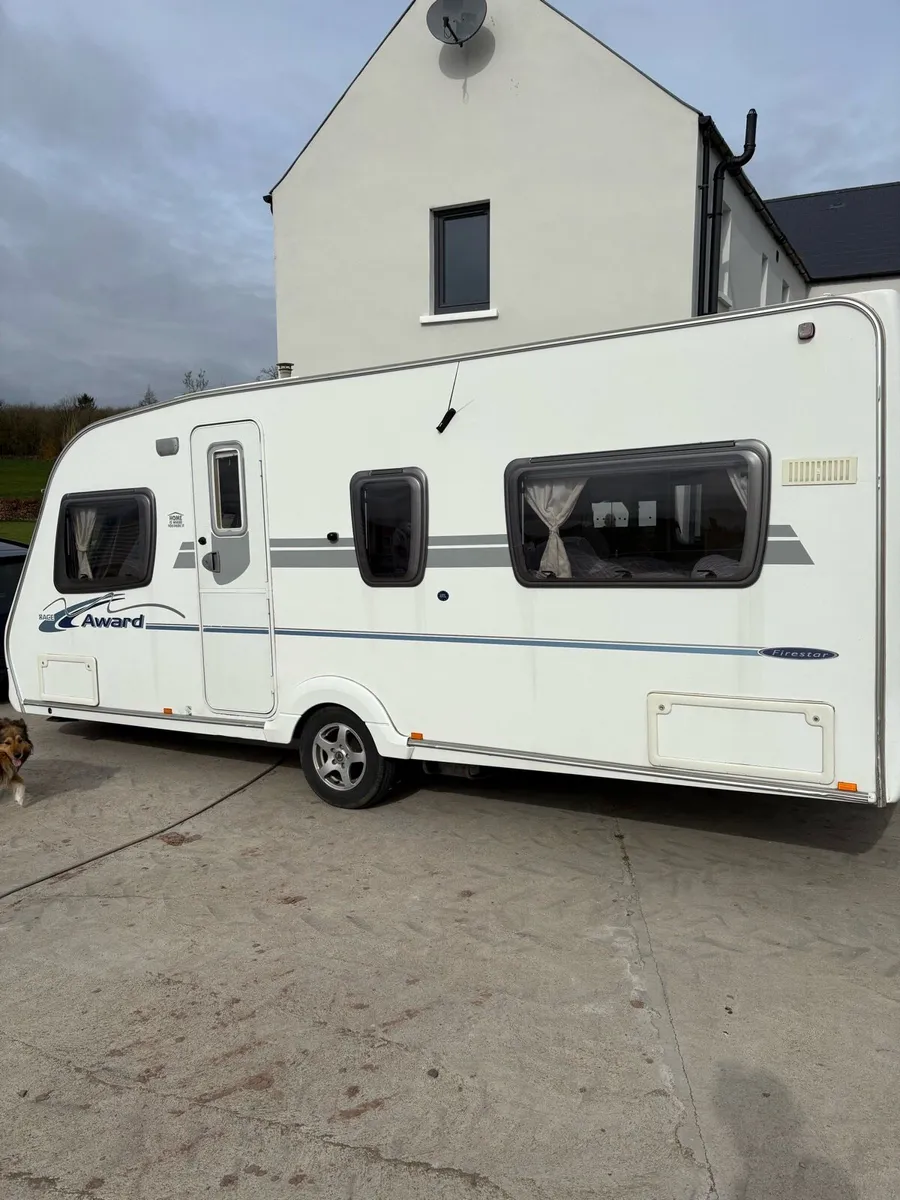 Ace Award 4 berth caravan - Image 2