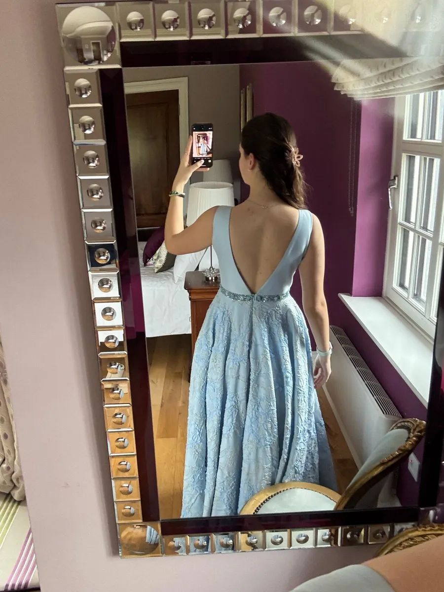 Debs dress - Image 4