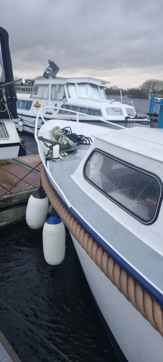 Dutch Motor Cruiser - Image 3