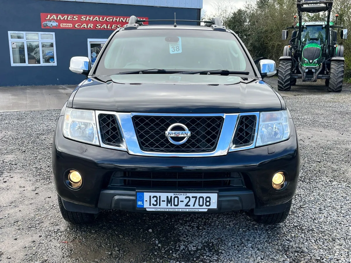 2013 NISSAN NAVARA 2.5 TEKNA 190BHP - Image 2
