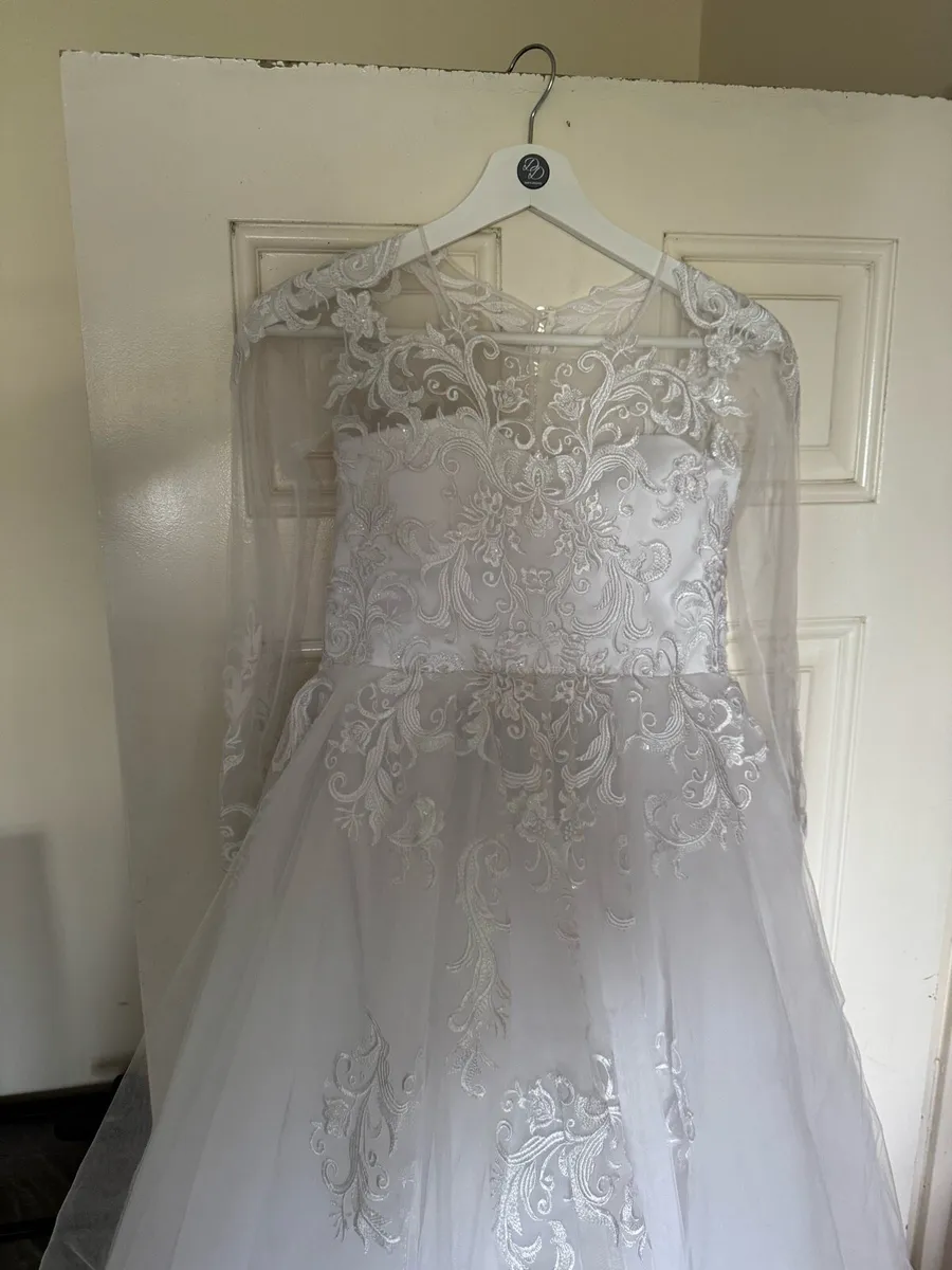 Communion dress - Image 1