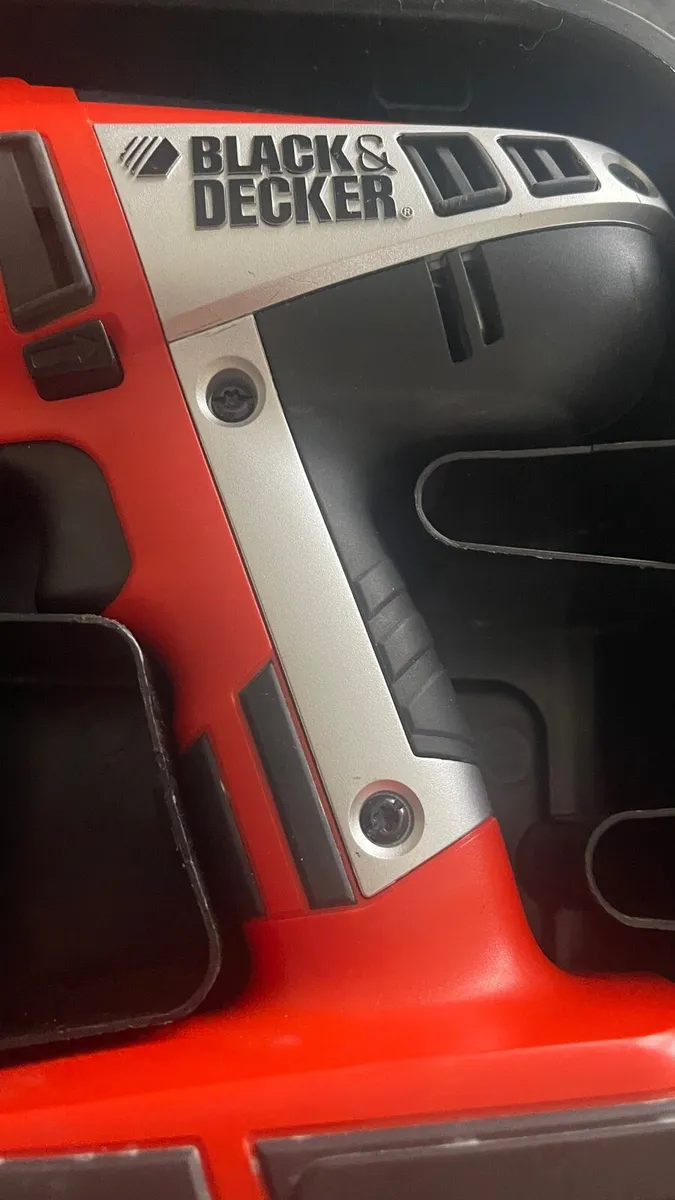 Black & Decker Drill & Bosch 100 drill bit set - Image 4