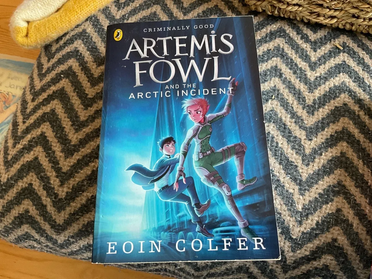 Eoin Colfer criminally good Artemis Fowl books - Image 3