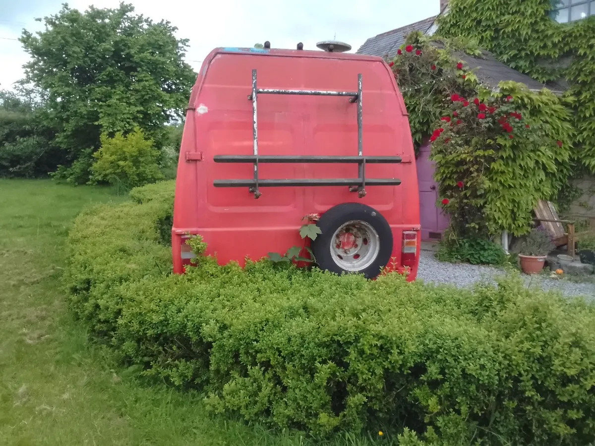 Vintage camper - Image 4