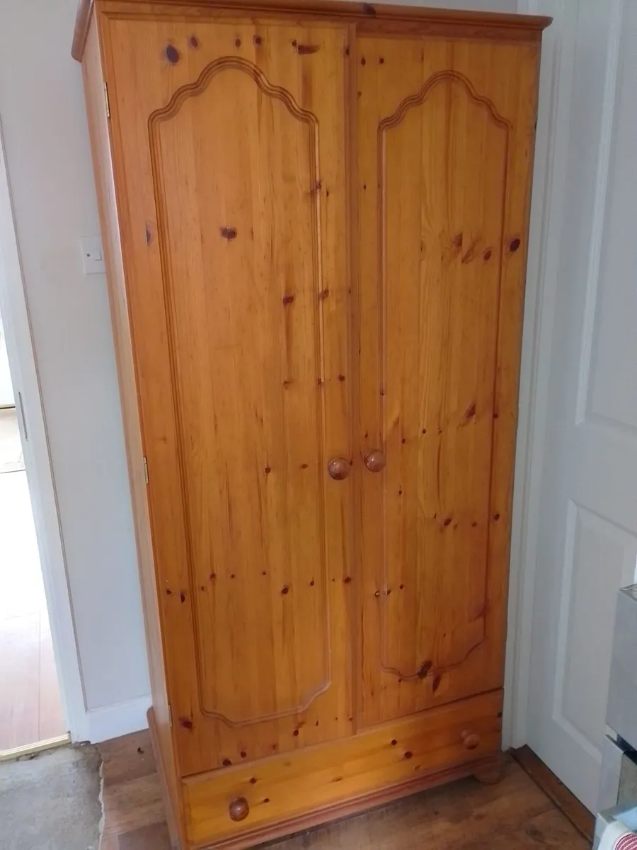SOLID PINE WARDROBE WITH DRAWER. - Image 1