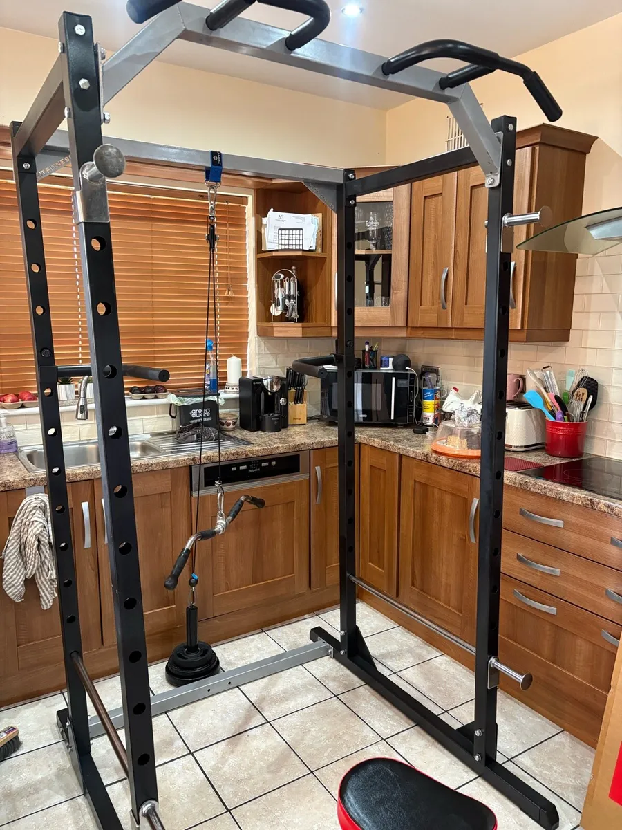 MOST ITEMS NEW!!! POWER RACK WEIGHTLIFTING SET!!! - Image 4