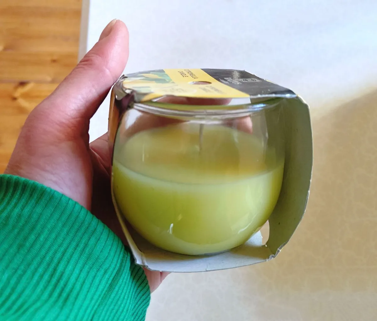 SMALL CANDLE IN GLASS JAR (NEW). - Image 1