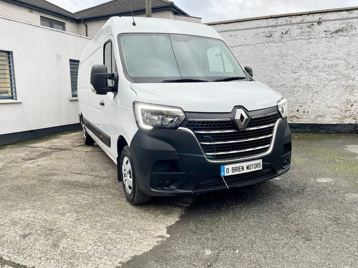 Renault Master LM35 Business+ 2.3DCI 135 BHP,2023 - Image 1