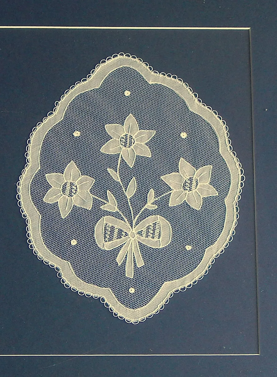 Large Framed Pieces of Vintage Carrickmacross Lace - Image 2