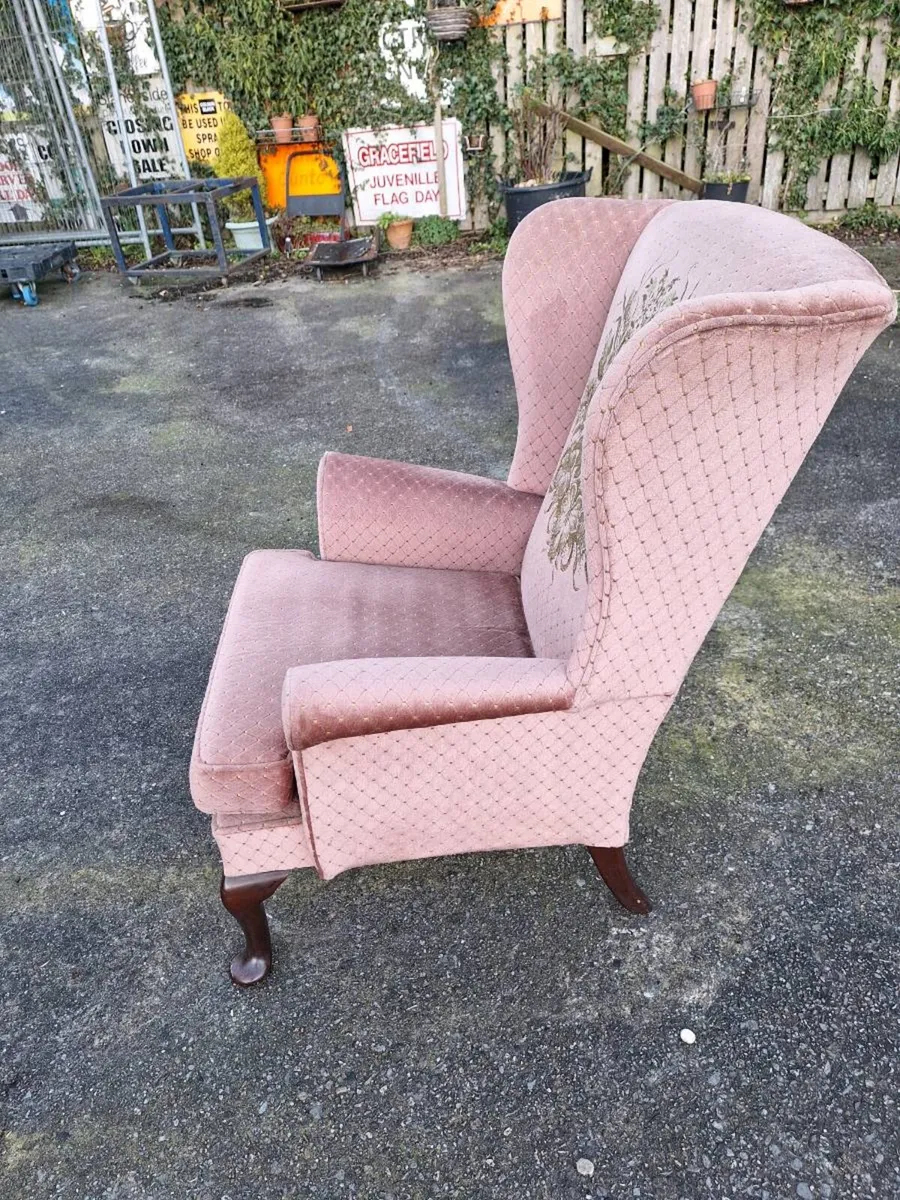Beautiful Parker Knoll winged back armchair - Image 2
