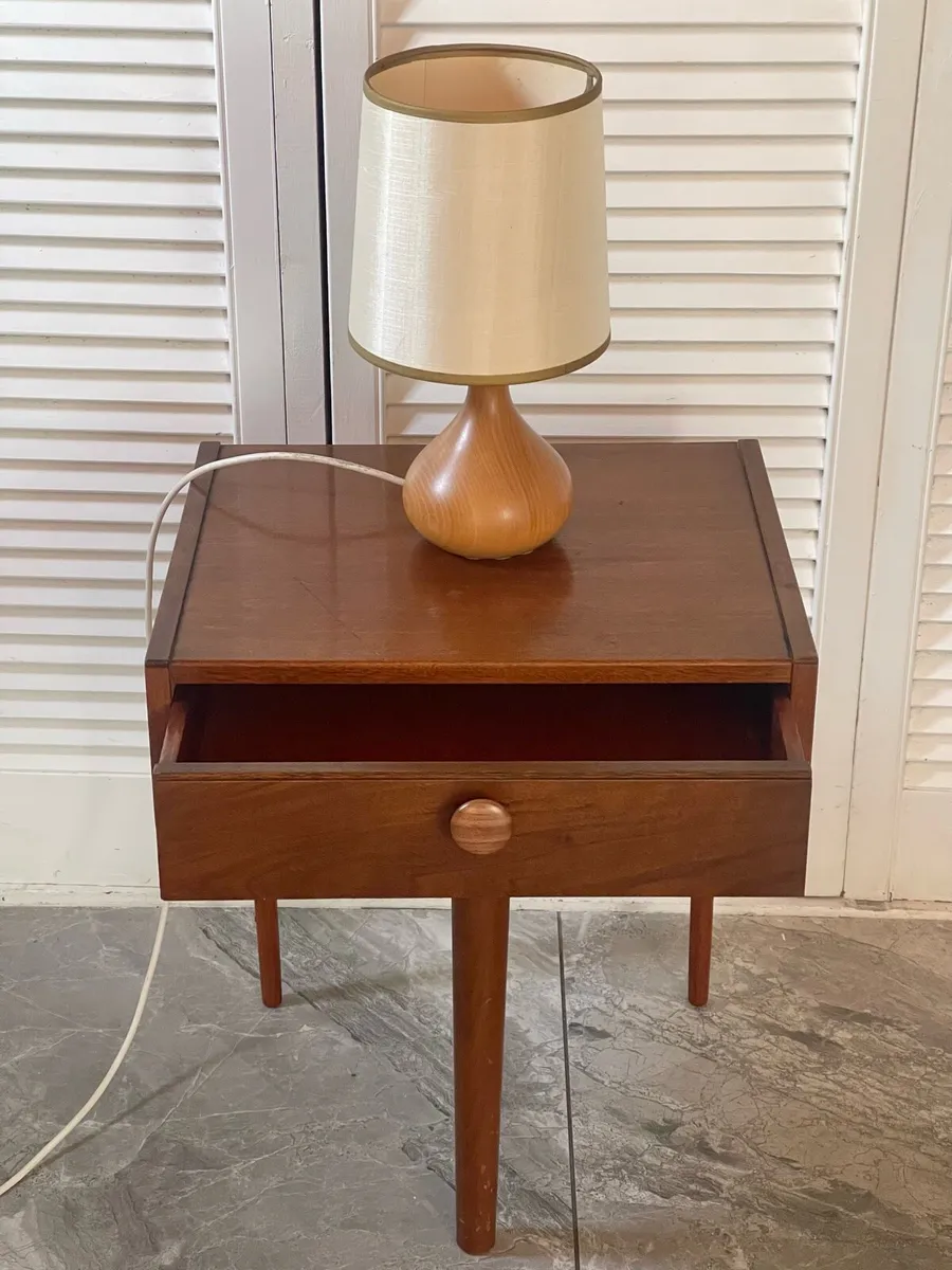 Mid century bedsides - Image 3