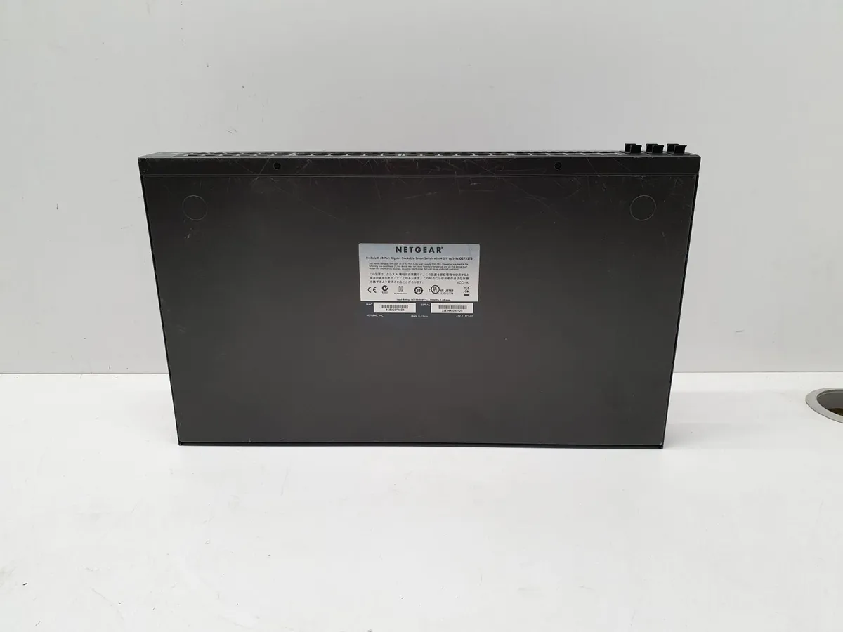 Online Auction Of A  NetGear & More! - Image 3