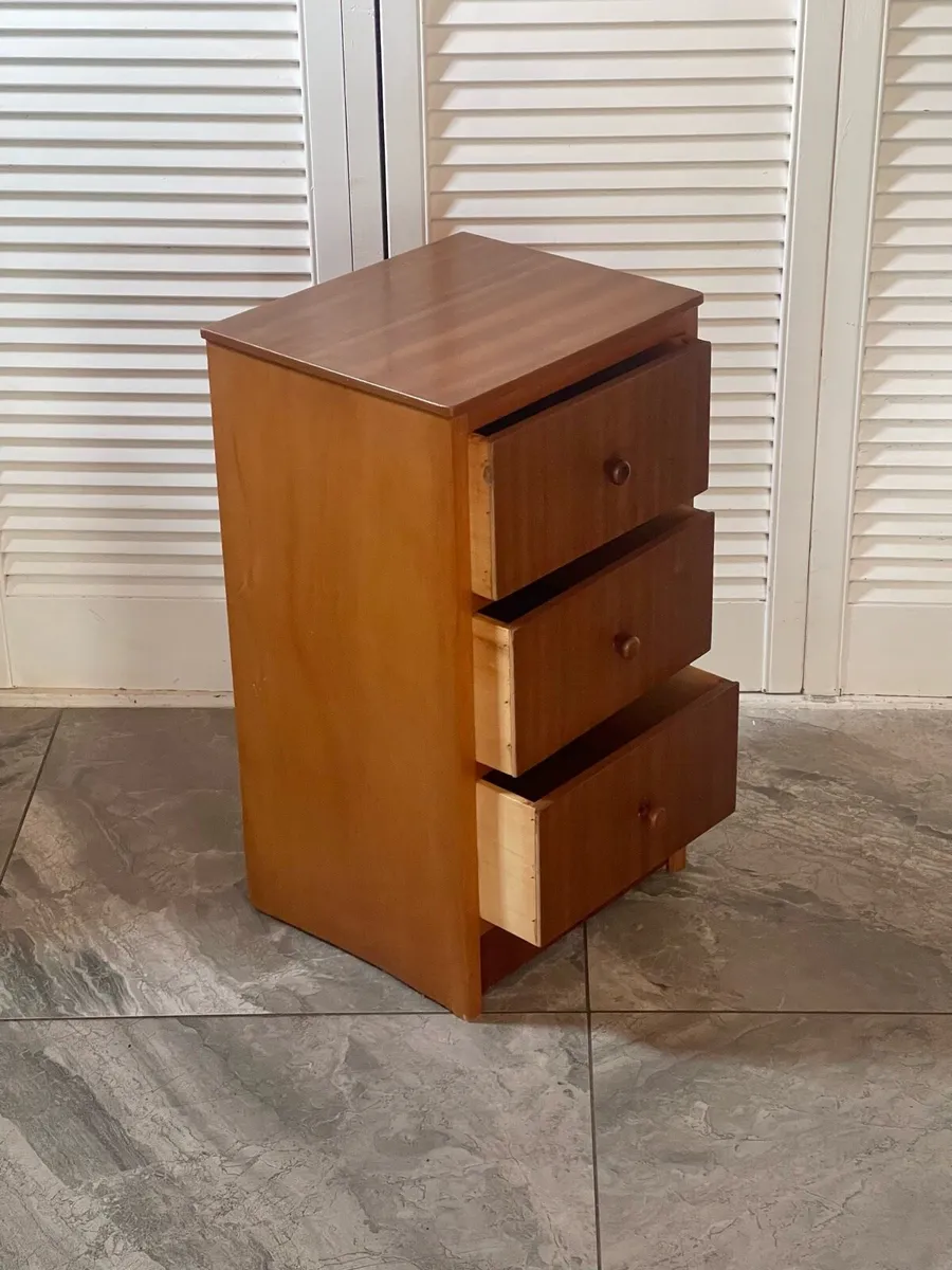 Mid century bedsides - Image 4