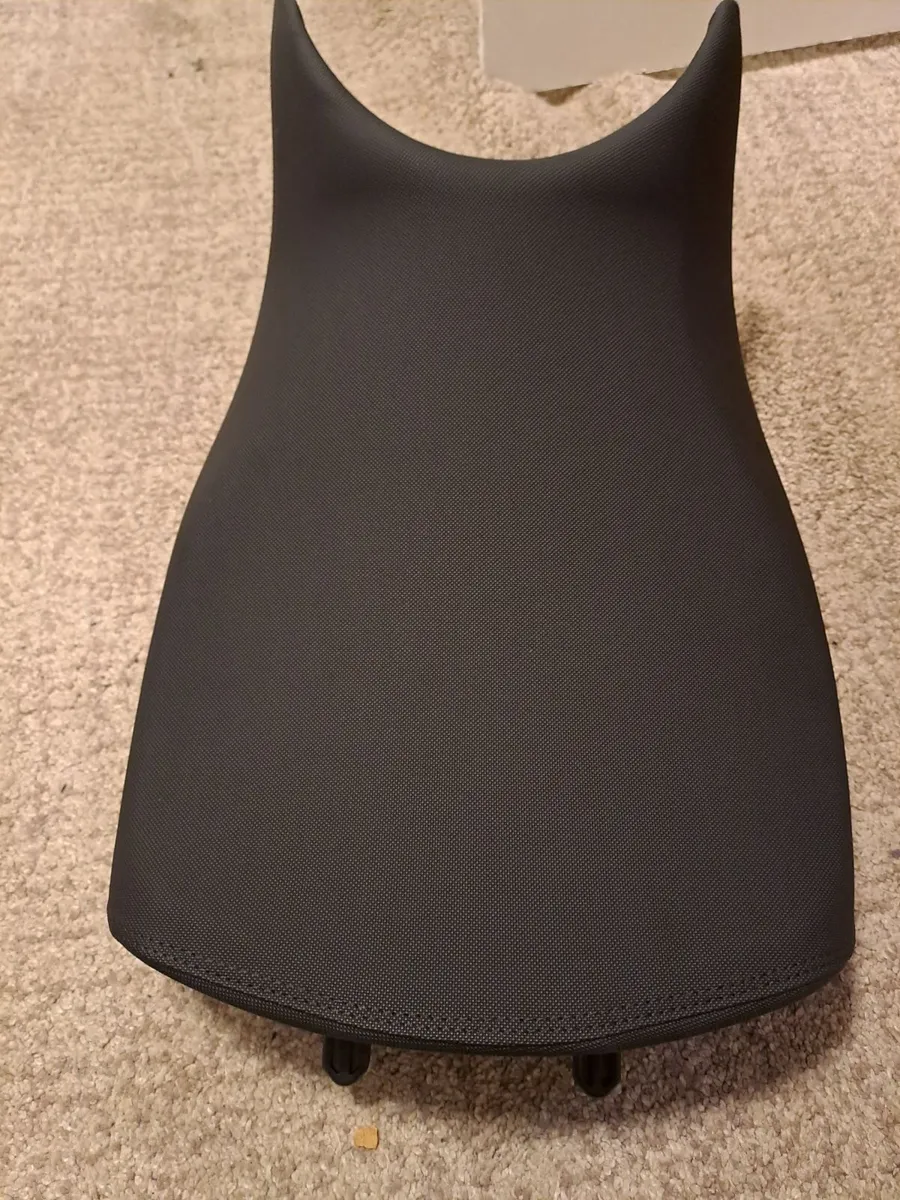 Triumph Tiger Explorer Seats  & Pannier Rack - Image 1