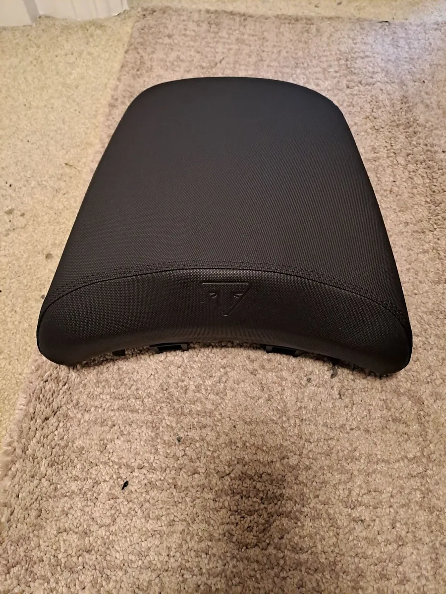 Triumph Tiger Explorer Seats  & Pannier Rack - Image 3