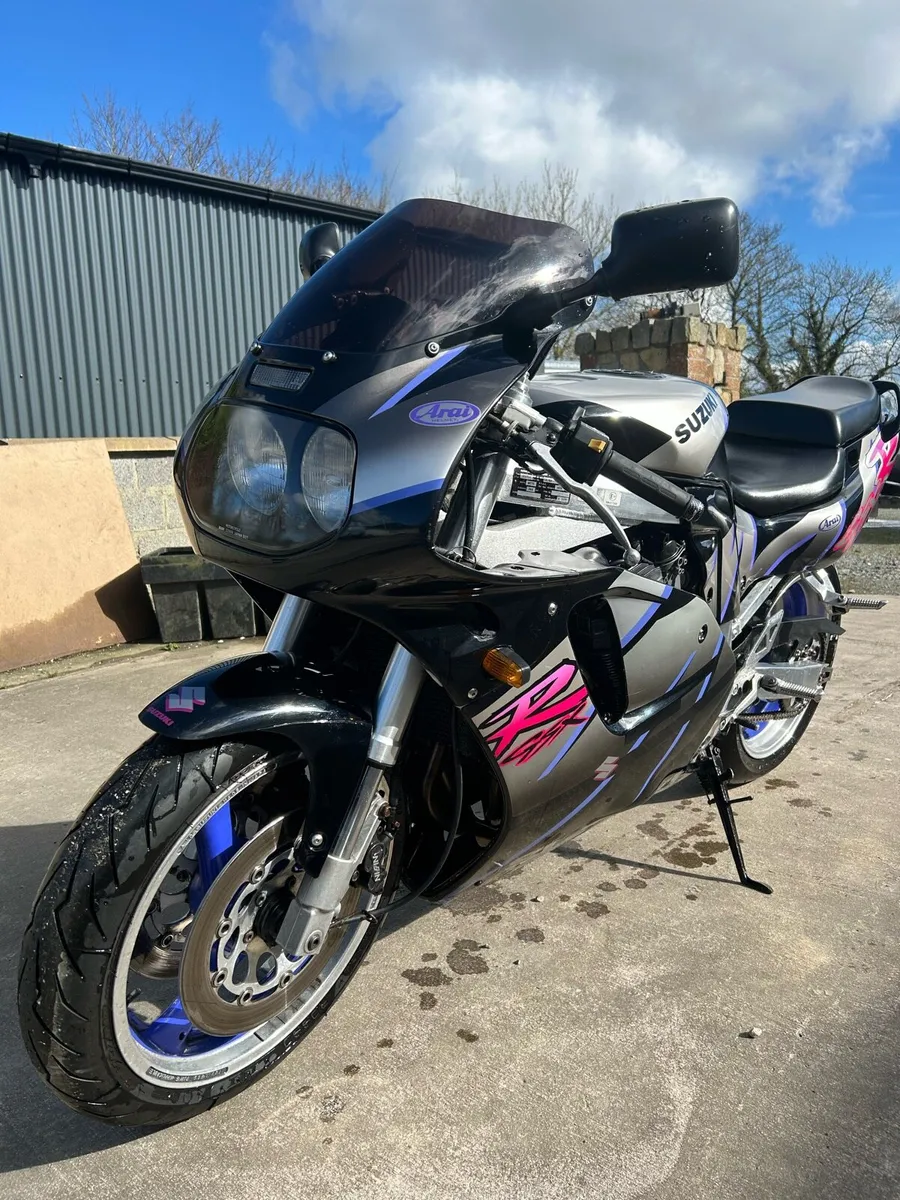 Suzuki GSXR 750 - Image 2