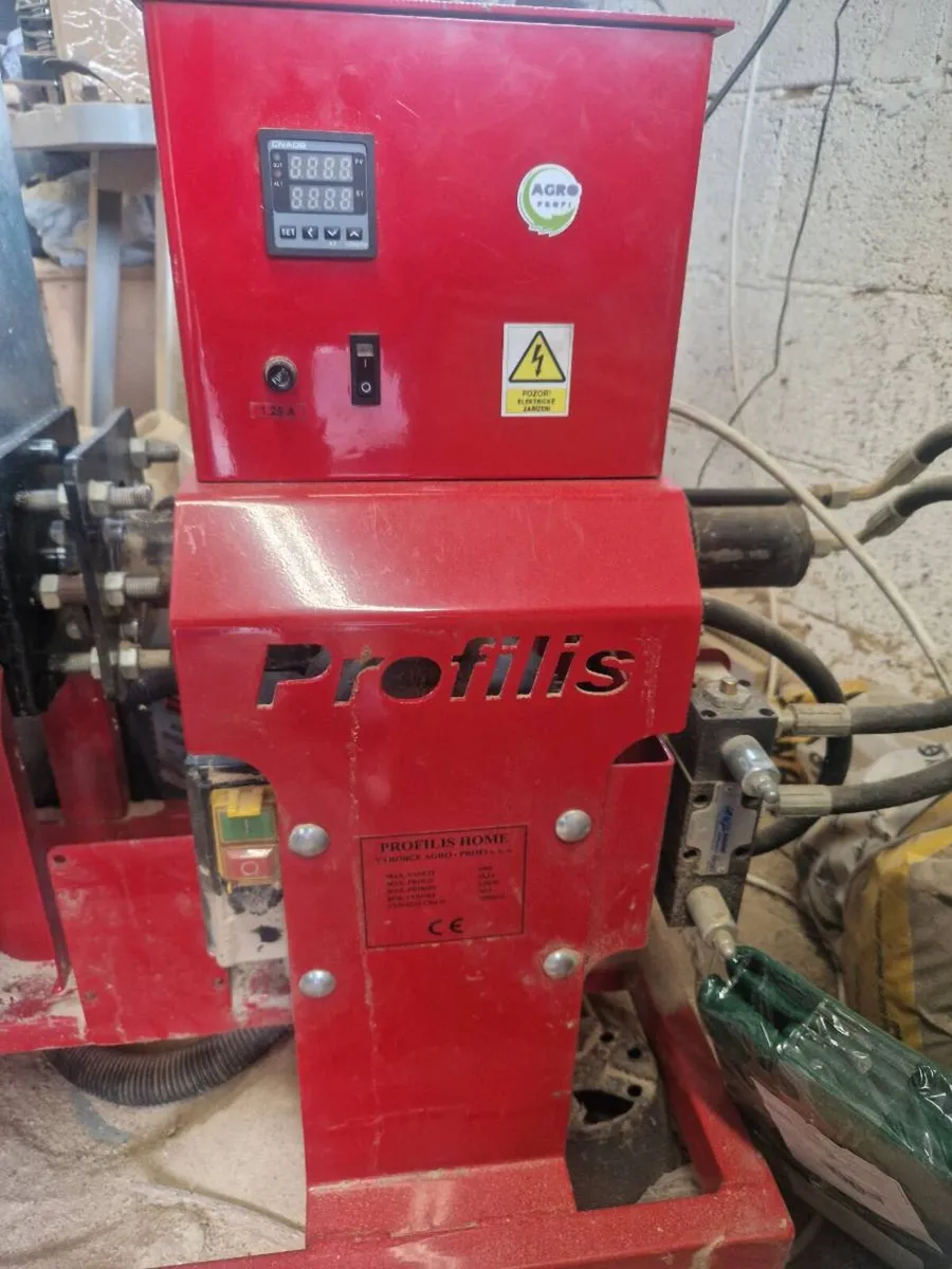 Profilis Briquette Machine - Image 2