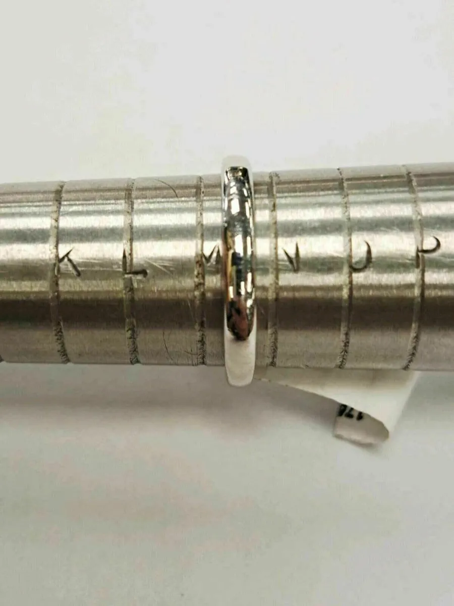 14K White Gold Diamond Ring 14CT - Image 2