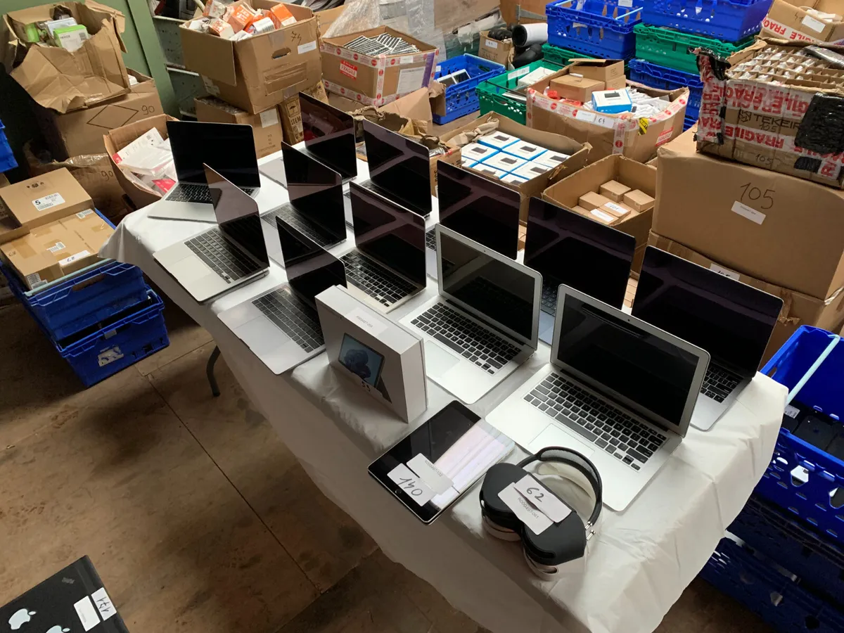 UNRESERVED APPLE MACBOOK AUCTION - NAAS - Image 1