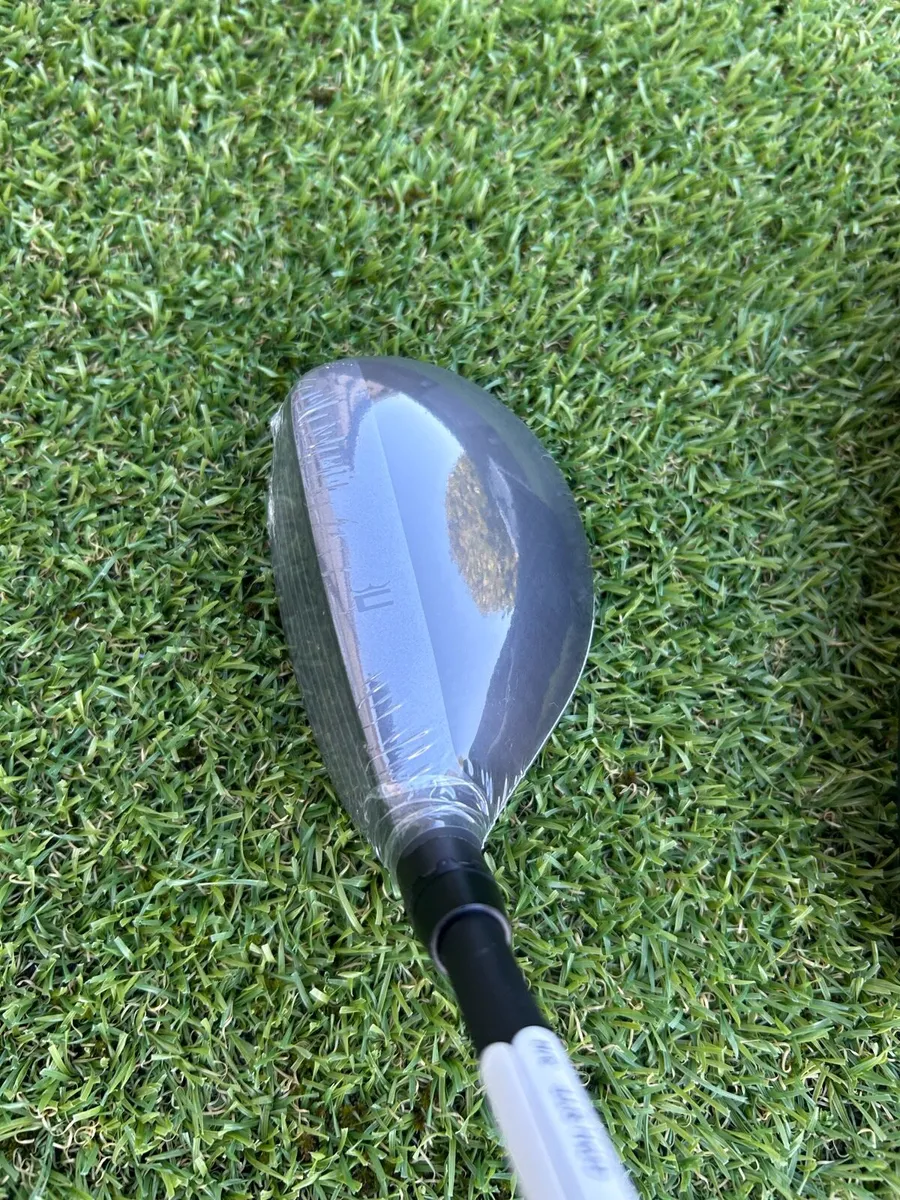 Cobra King Tec Hybrids - Image 4