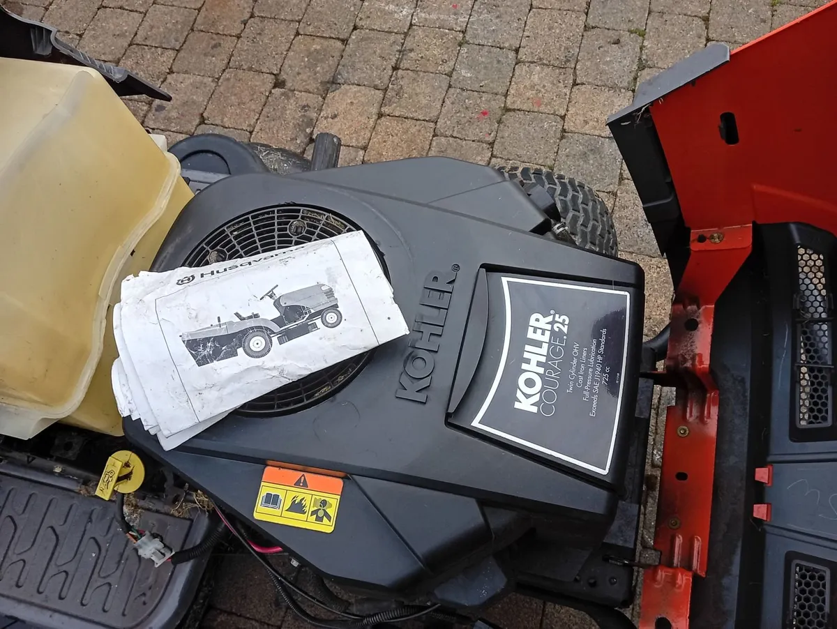 Husqvarna ride on lawnmower - Image 1