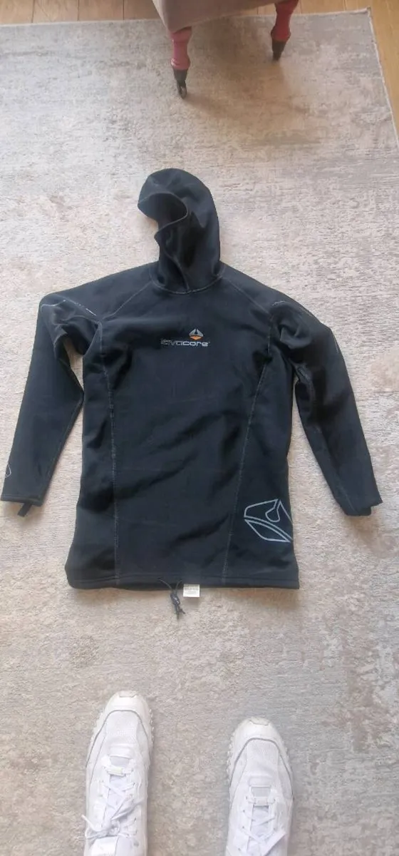 Lavacore hooded thermal top - Image 1