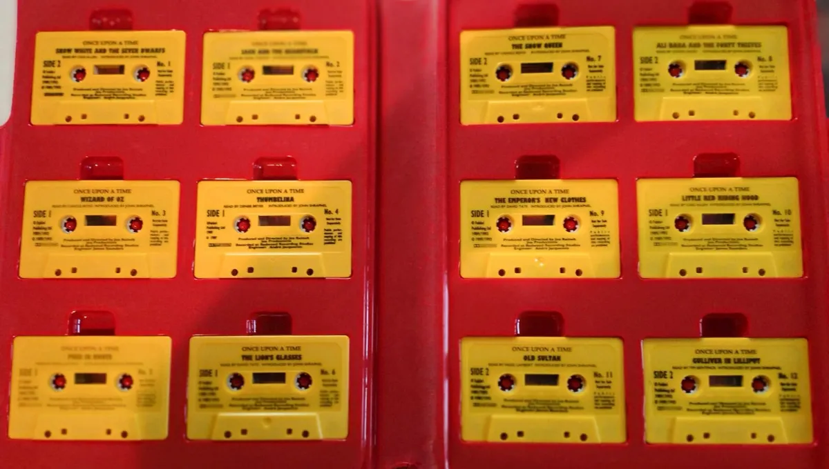 48 CASSETTES OF "ONCE UPON A TIME" STORIES (USED). - Image 3