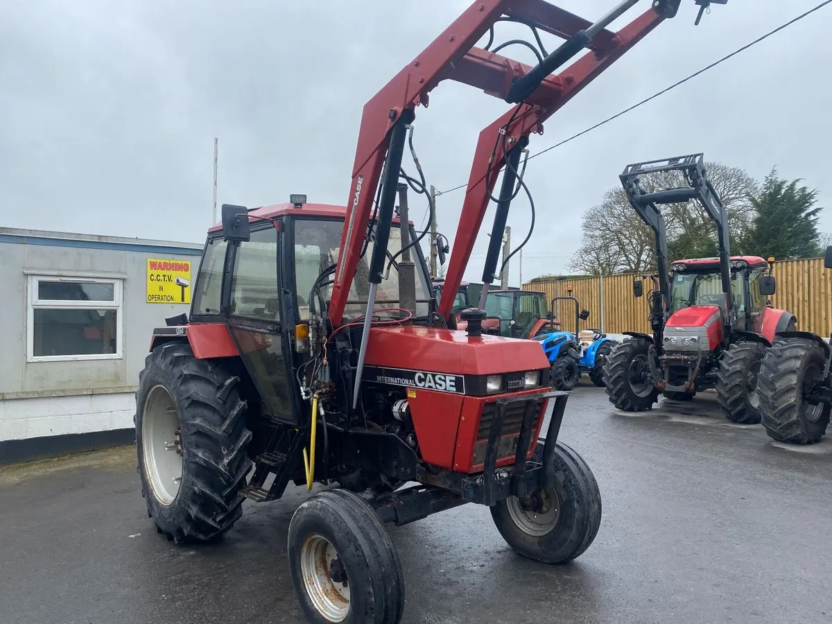 1988 Case 1394 tractor - Image 2