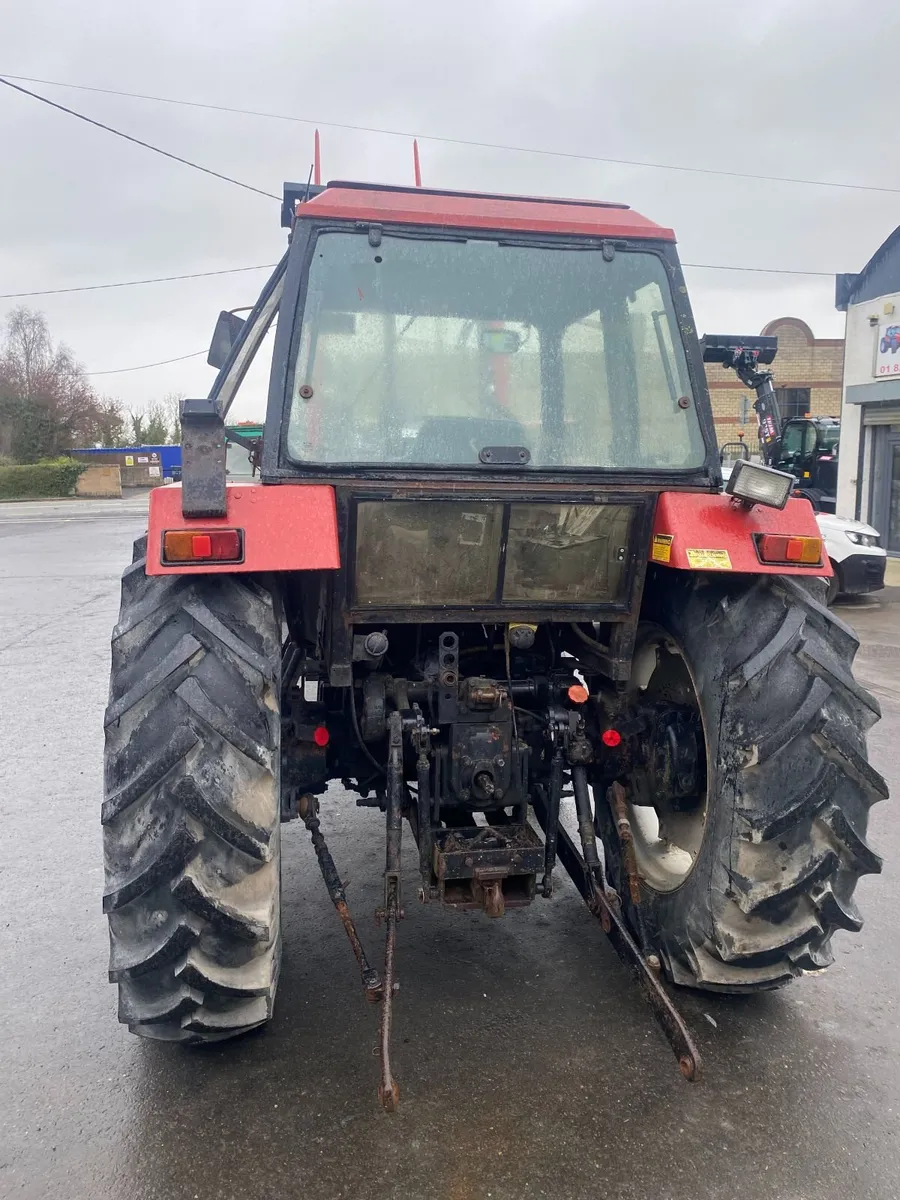1988 Case 1394 tractor - Image 3