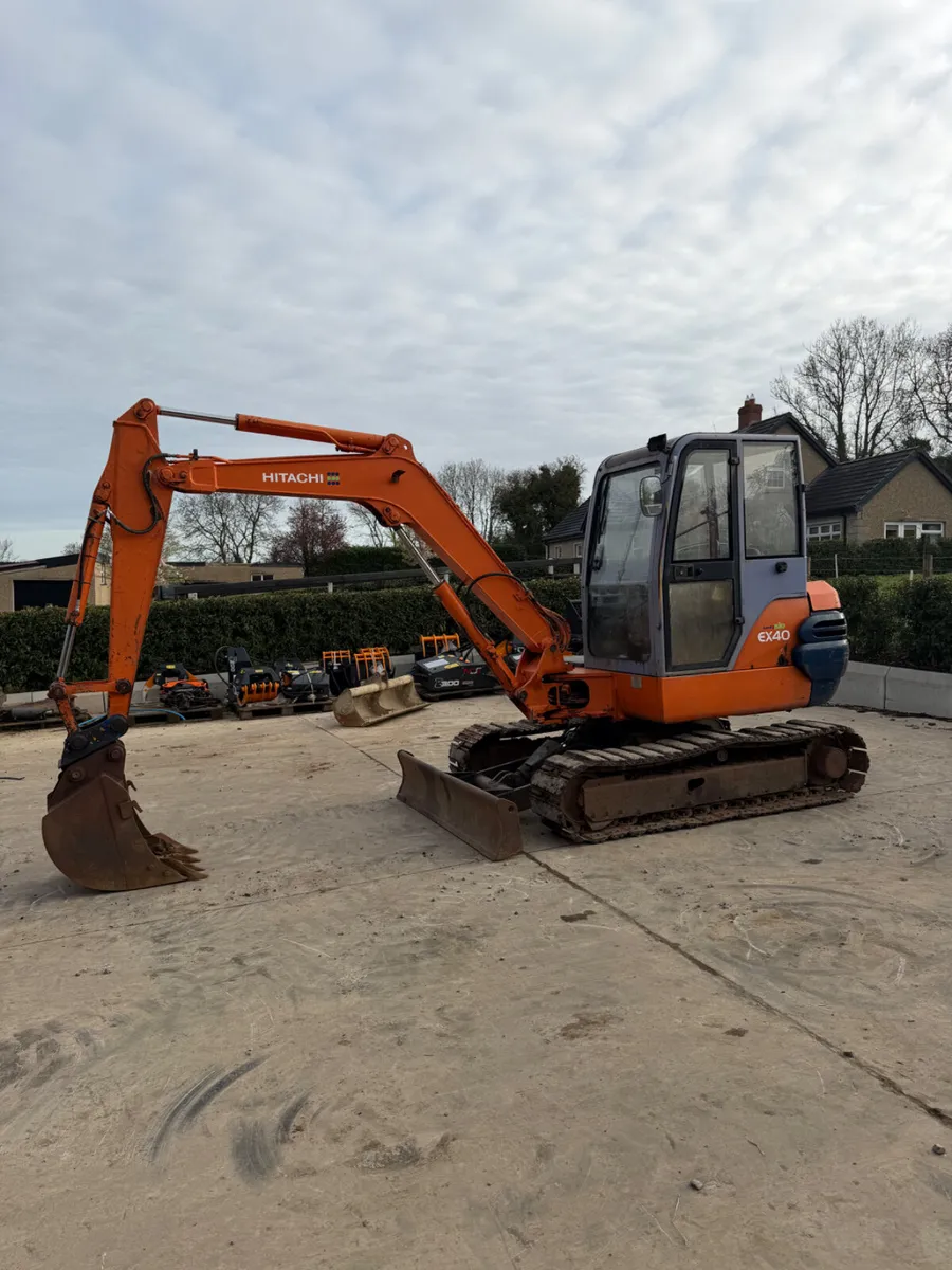 1996 HITACHI EX40 - Image 1