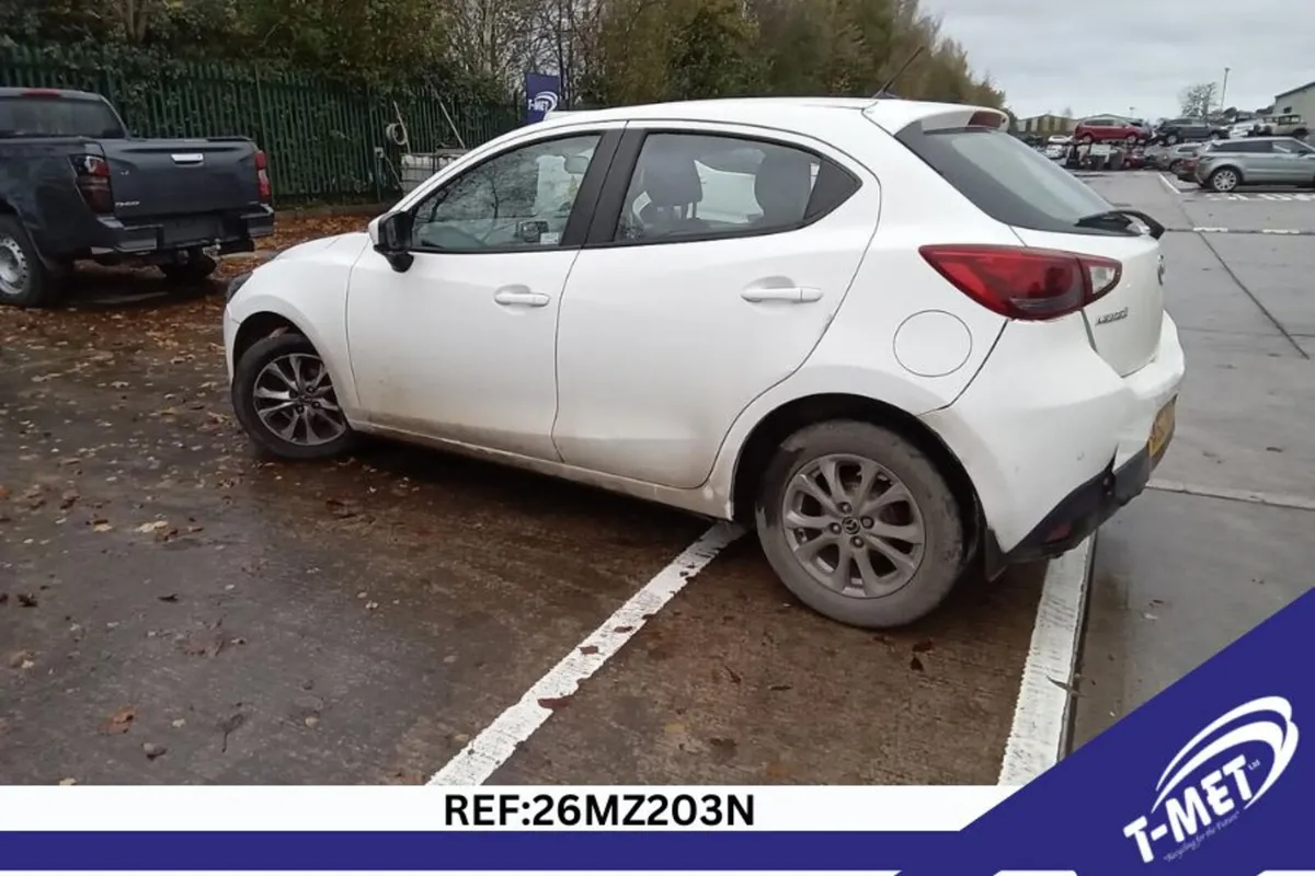 2017 MAZDA 2 BREAKING FOR PARTS - Image 4